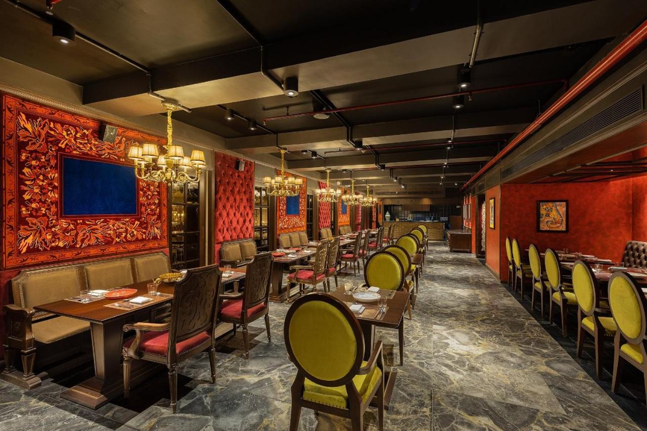 Hotel Hillock Ahmedabad Esterno foto