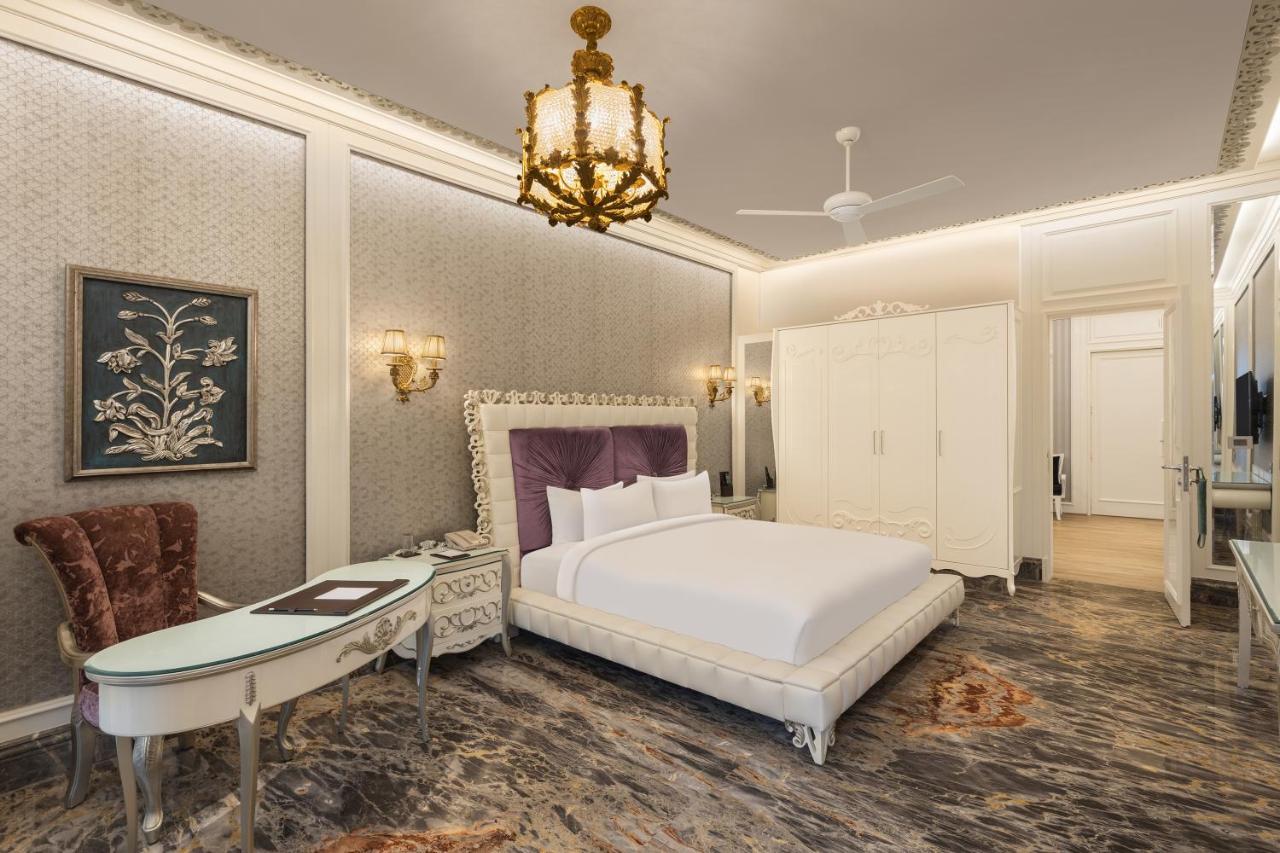 Hotel Hillock Ahmedabad Esterno foto