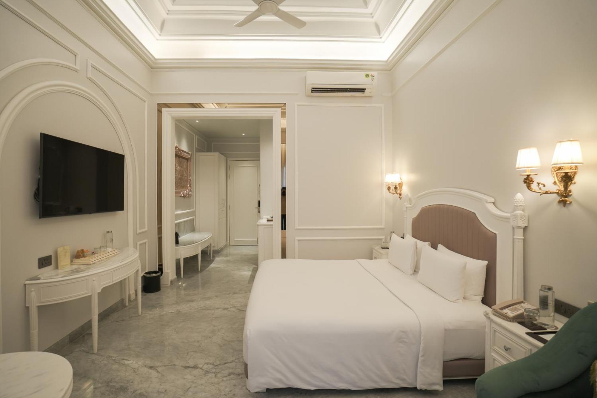Hotel Hillock Ahmedabad Esterno foto